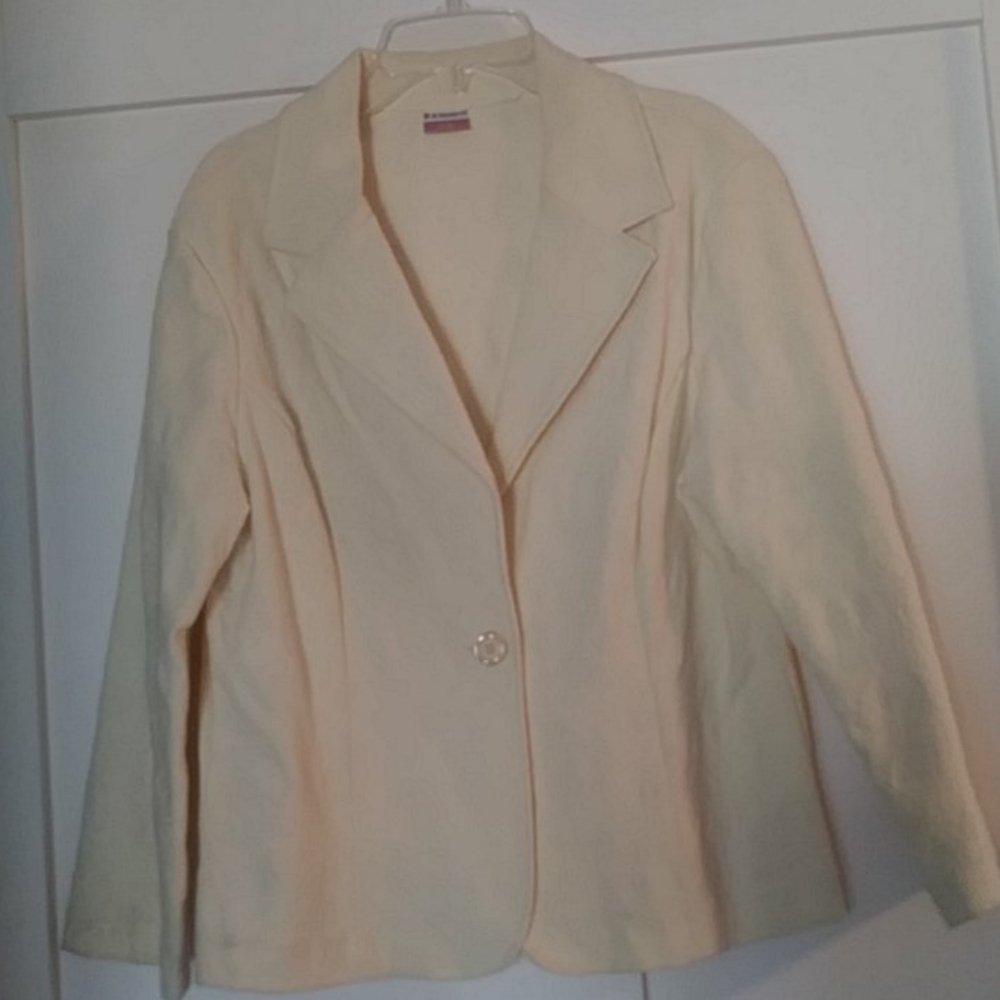 No Boundries Stretch Soft Yellow Jacket